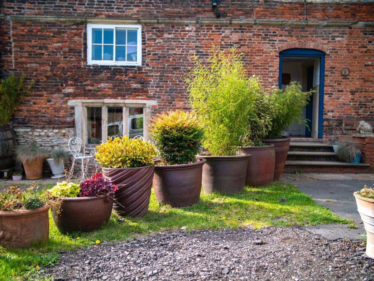 Sawcliffe Manor Country House With Spa, Free Parking, Catering, Self Checkin, Farmstay Scunthorpe Exterior foto